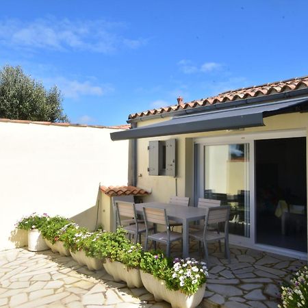 Large Studio Close To The Beach Saint-Martin-de-Ré Eksteriør bilde